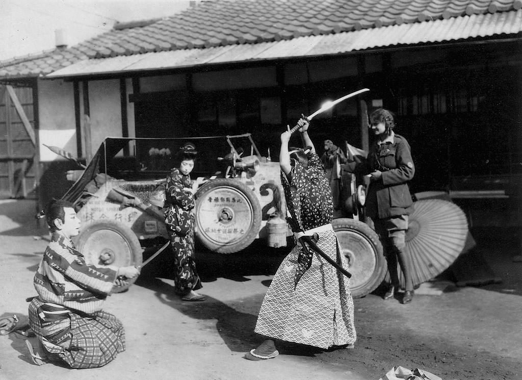 The Captivating Story of Aloha Wanderwell, the Woman Who Drove Around the World