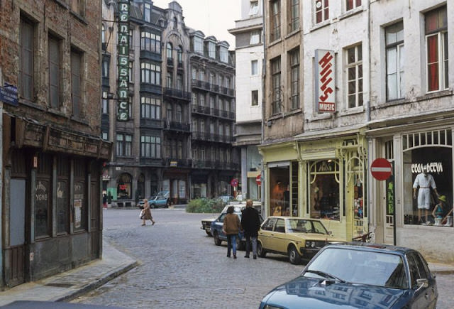Rue du Marché au Charbon / Rue des Teinturiers, Brussels, 1981