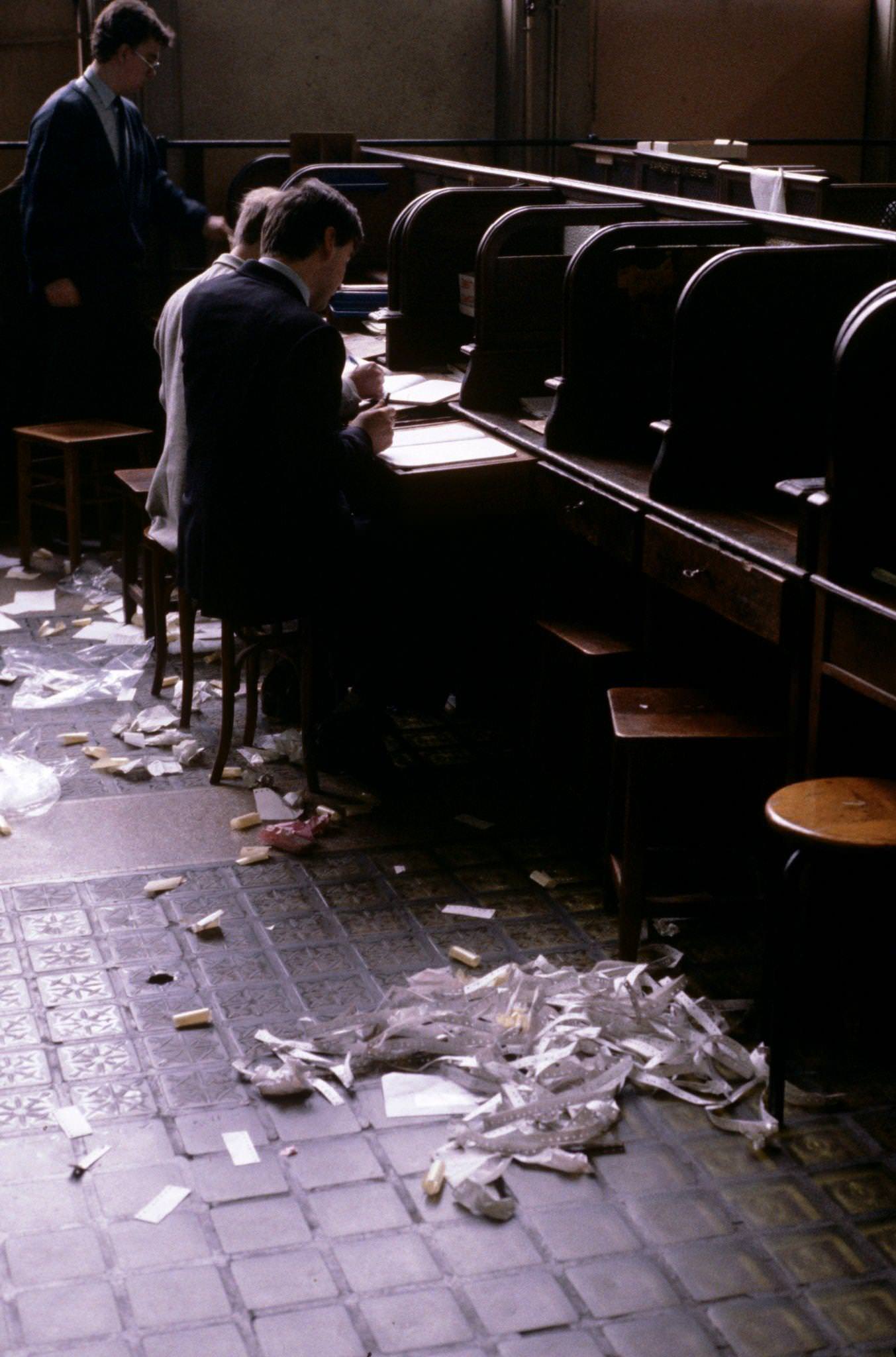 Brussels Stock Exchange, April 1987