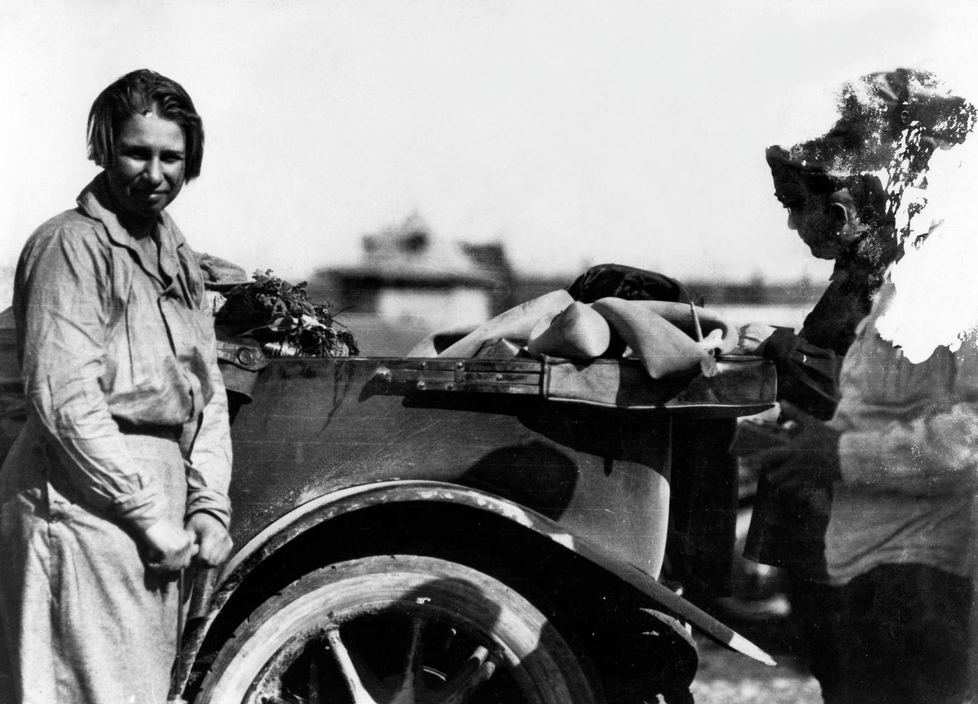 Clärenore Stinnes Interacts with Locals During Russian Rally, 1925