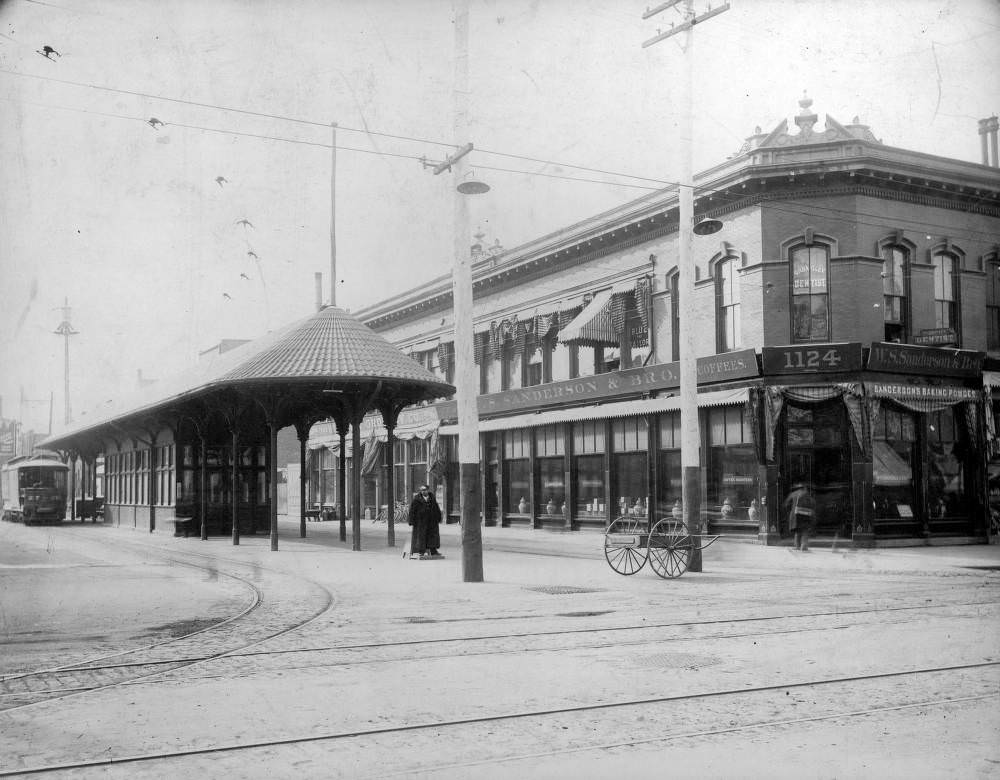 Denver City Tramway Central Loop at 15th and Arapahoe Streets, trolley approaching passenger pavilion, 1900s
