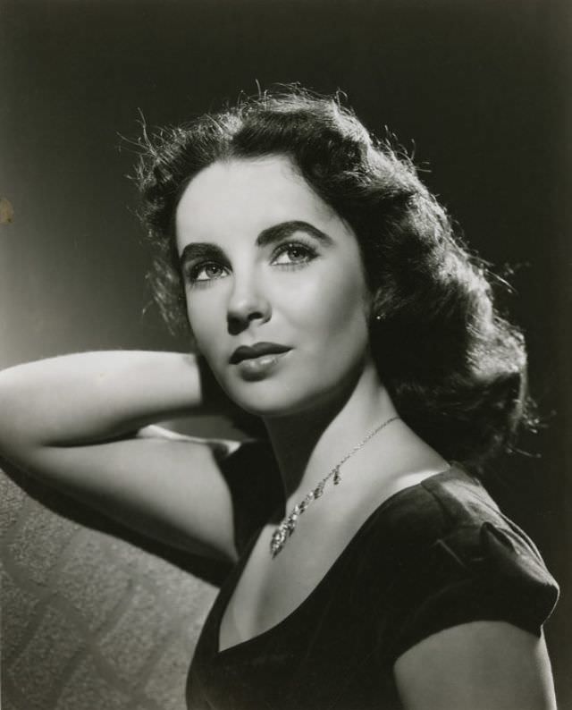 Elizabeth Taylor: The Mesmerizing Gaze Through Clarence Sinclair Bull's Lens, 1940s