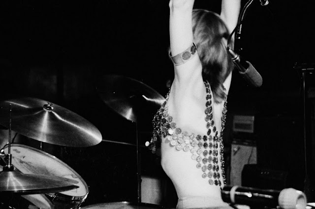 Fanny on the Stage: Pioneering All-Female Rock Band of the 1970s