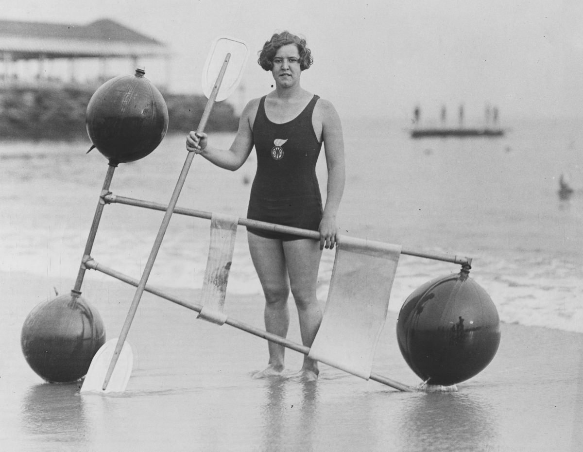 The Day Gertrude Ederle Shattered Records and Became the First Woman to Cross the Channel, 1926