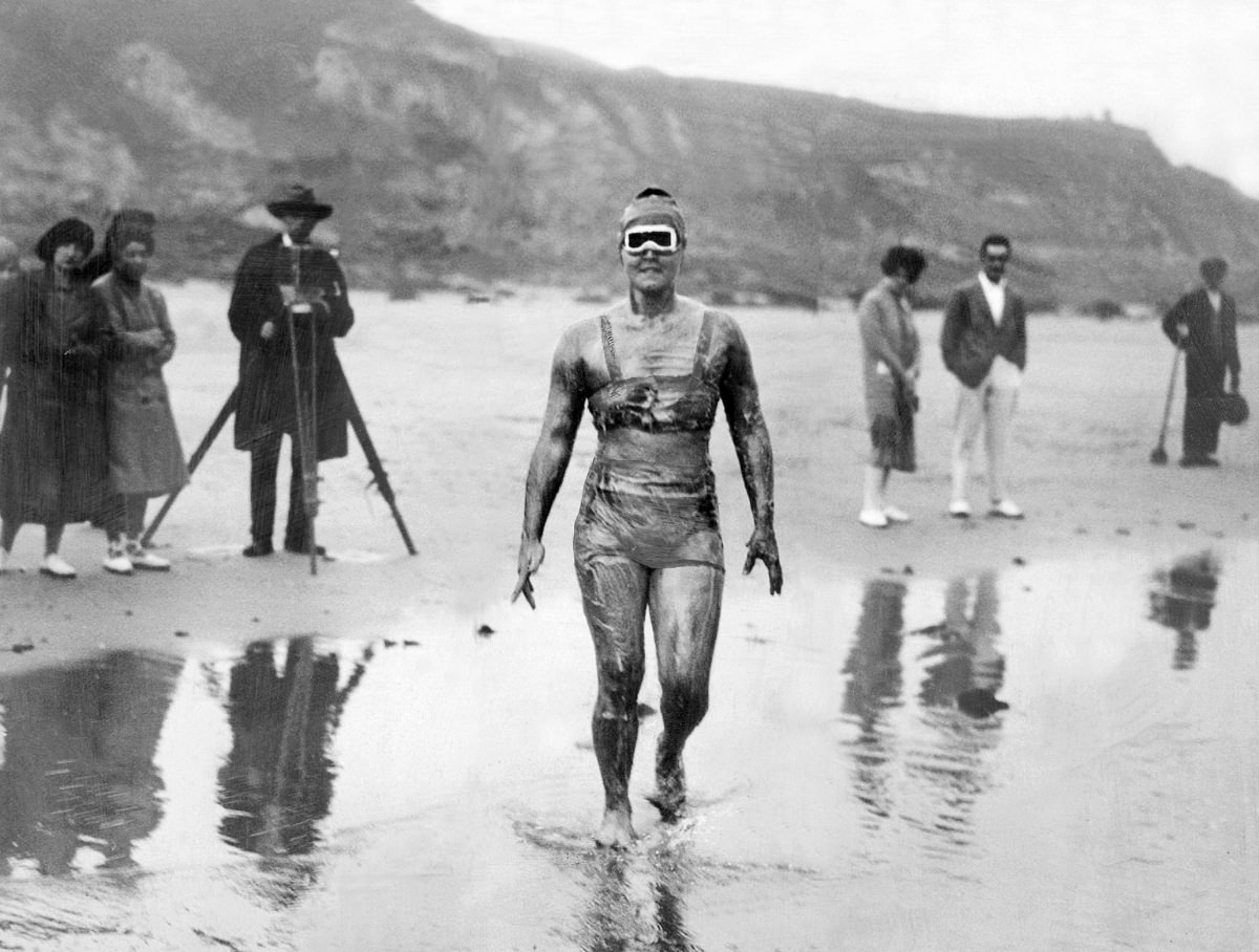 The Day Gertrude Ederle Shattered Records and Became the First Woman to Cross the Channel, 1926