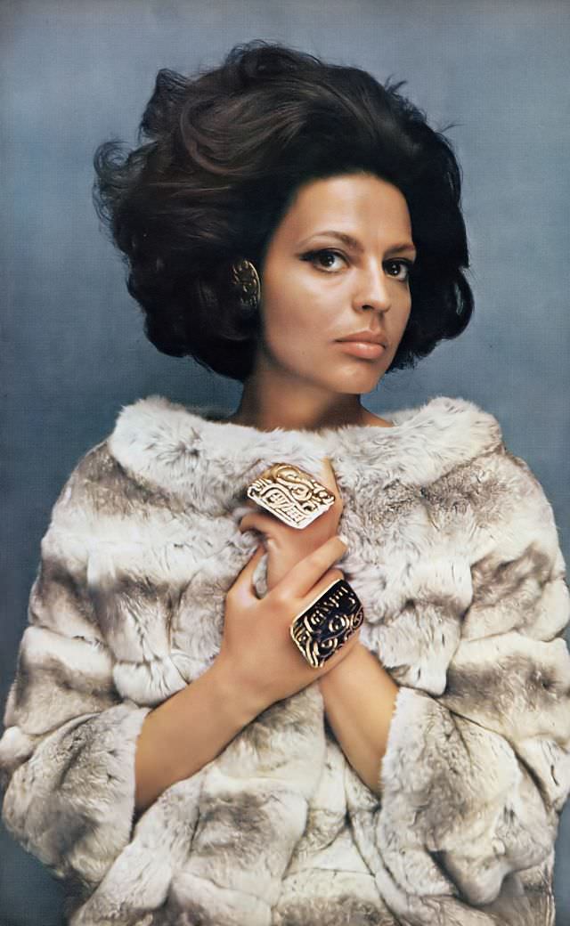 Princess Ira von Fürstenberg in a chinchilla jacket by Christian Dior Furs, November 1968