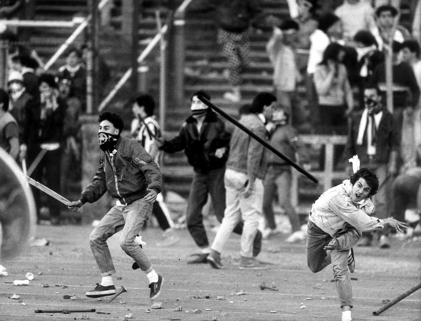 English Hooligans Attack Italian Fans, Juventus vs. Liverpool, 1985.