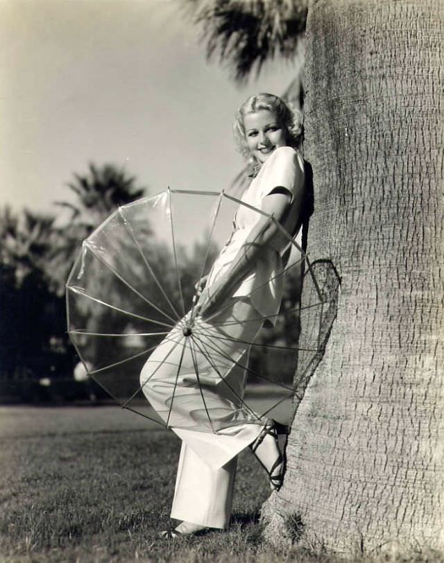 25 Lovely Photos of Jean Rogers Capturing Her Most Iconic Moments in the 1930s and '40s