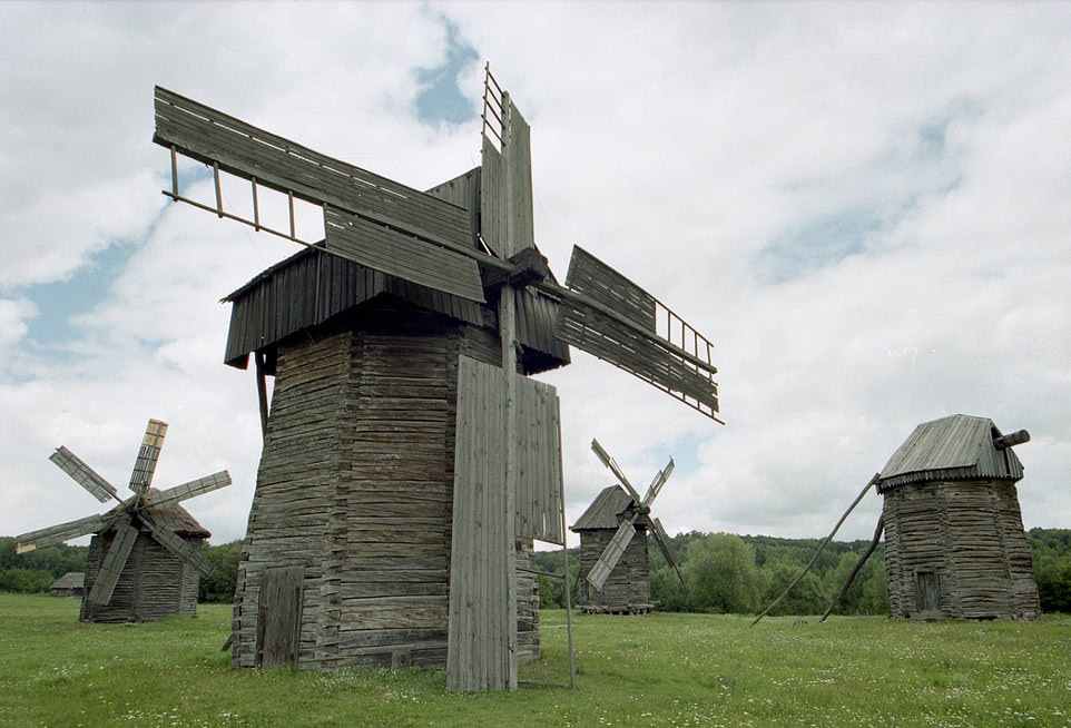 Wooden Windmills: Capture the calmness of a Ukrainian morning