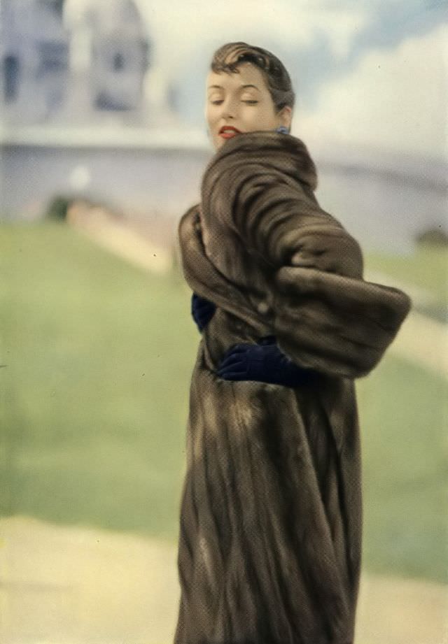 Maxime de la Falaise in Aleutian EMBA mink coat by Christian Dior, 1950.