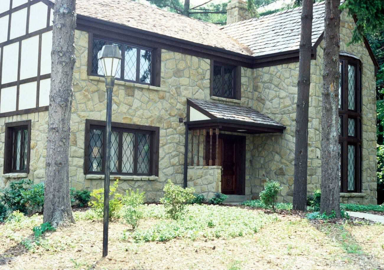 Family home in 1980s Pittsburgh, Pennsylvania, 1981.