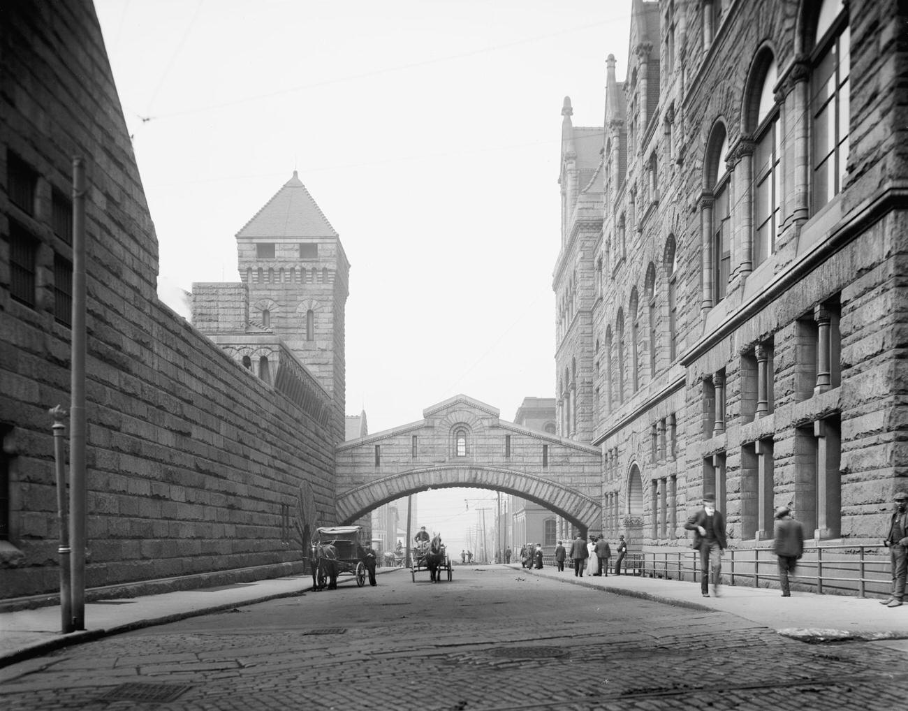 View of Pittsburgh's Bridge of Sighs over Ross Street, 1903.