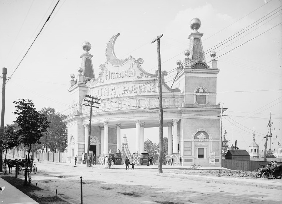 Luna Park Entrance, Pittsburgh, Pennsylvania, 1905