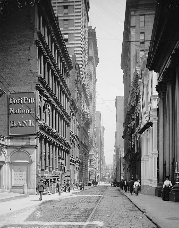 Fourth Avenue, Pittsburgh, Pennsylvania, 1906