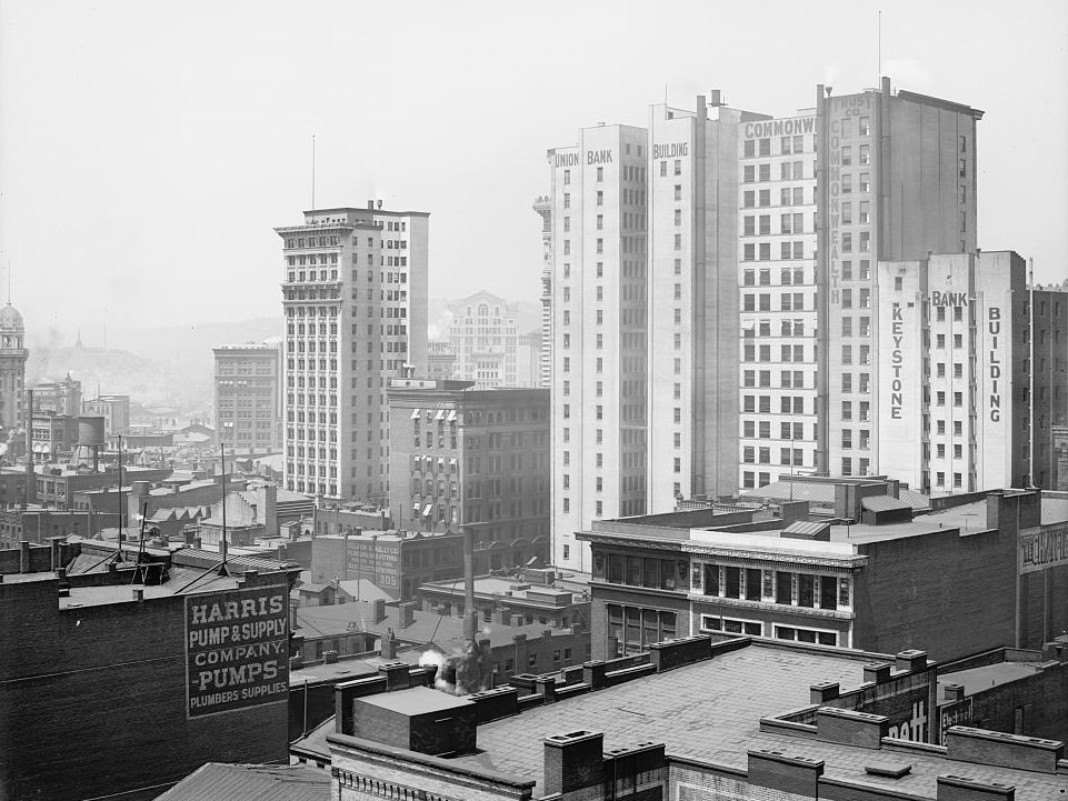 The heart of downtown Pittsburgh, 1900s.