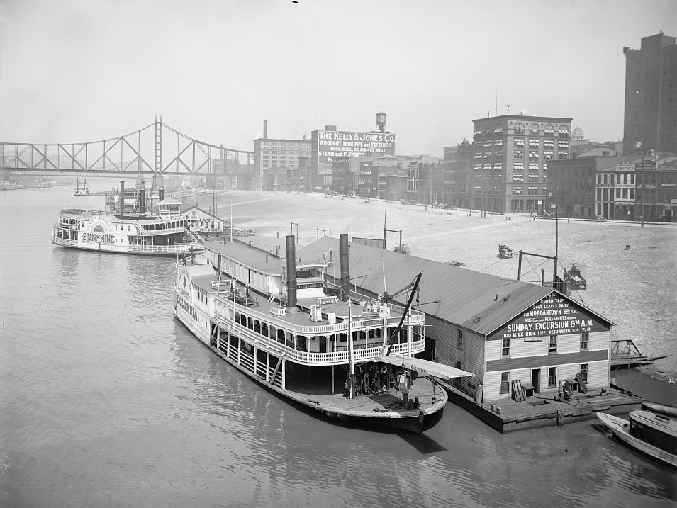 View from Smithfield Street Bridge, Pittsburgh, Pennsylvania, 1900s