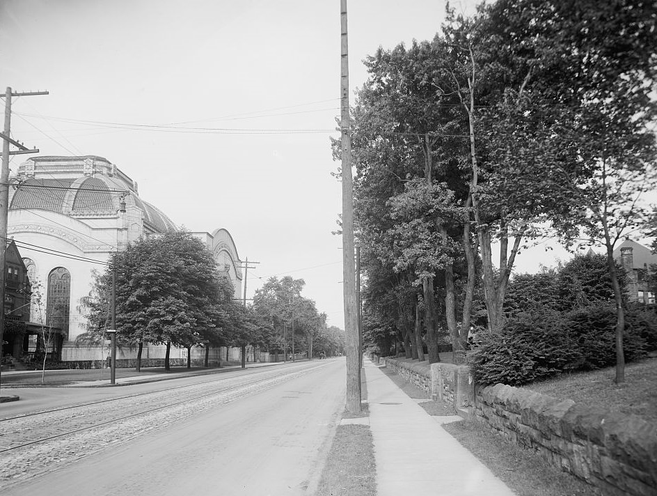 Rodeph Shalom Synagogue & Fifth Avenue, Pittsburgh, Pennsylvania, 1900s