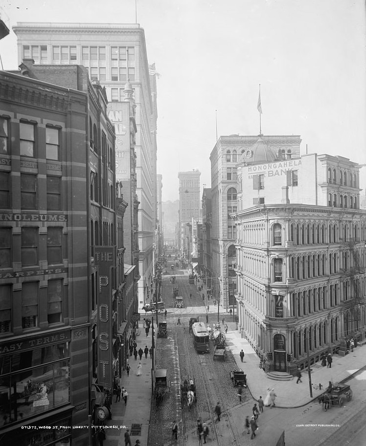 Wood Street from Liberty Avenue, Pittsburgh, Pennsylvania, 1910