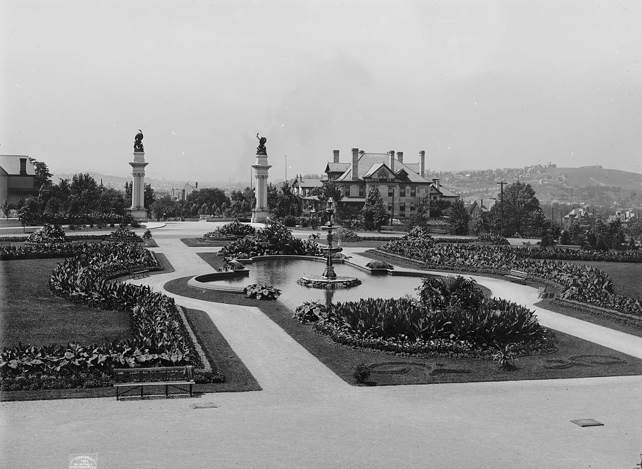 Highland Park Entrance, Pittsburgh, Pennsylvania, 1901