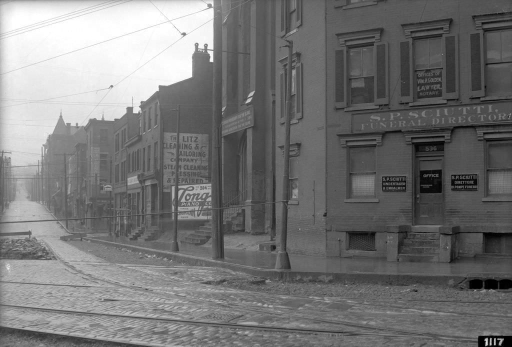 Webster Avenue, view east from Grant Street, 1910s