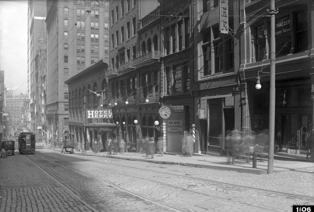 Pittsburgh Leader and Hotel Henry on Fifth Avenue, 1910s