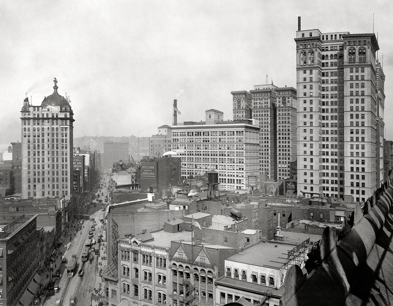 Liberty Avenue and Skyscrapers, Pittsburgh, Pennsylvania, 1914