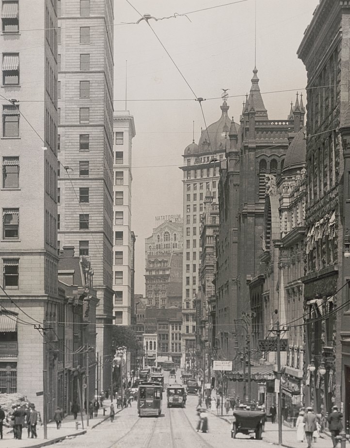 Fifth Avenue, Pittsburgh, Pennsylvania, 1910