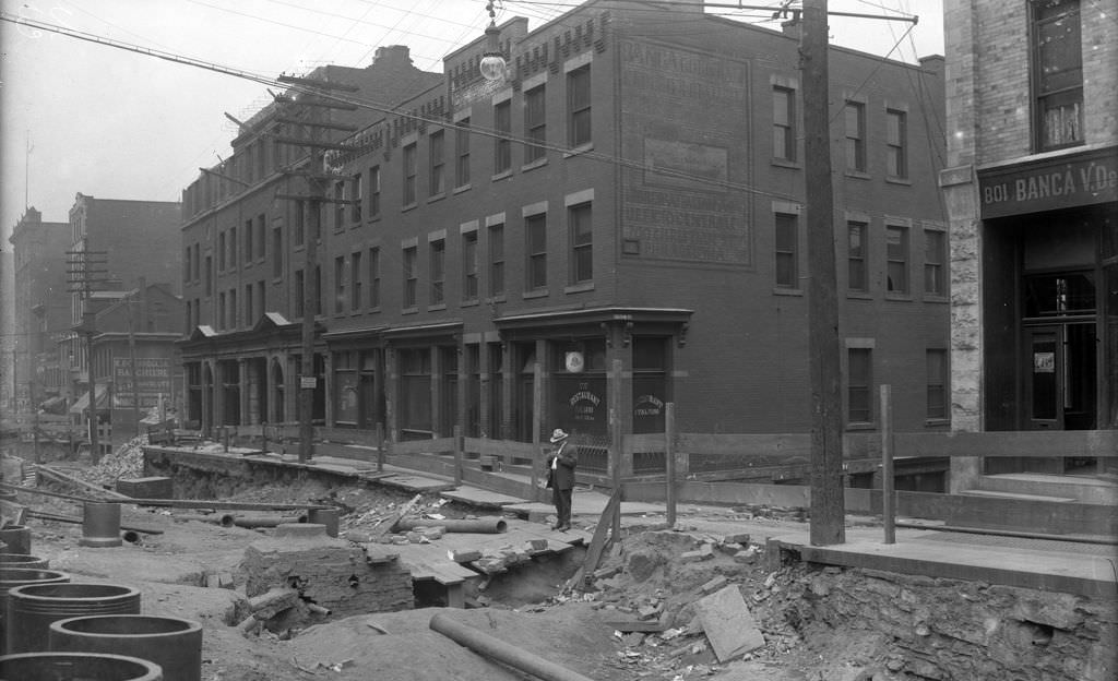 Webster Avenue at Chatham Street, western corner view, 1912