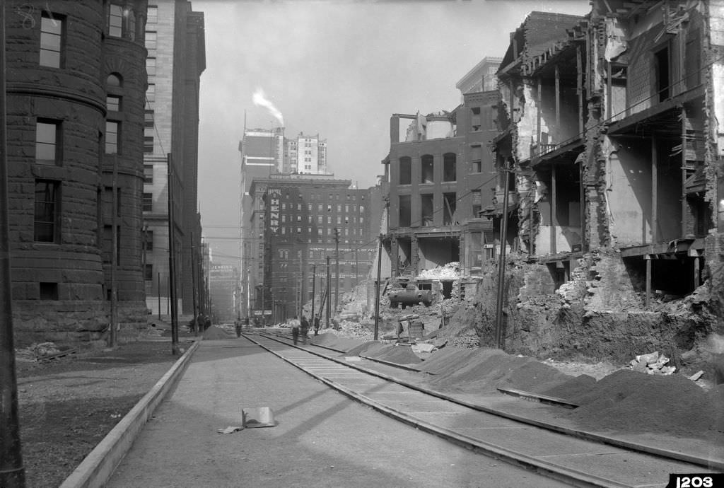 Building Demolition, Hotel Henry in the distance, 1912