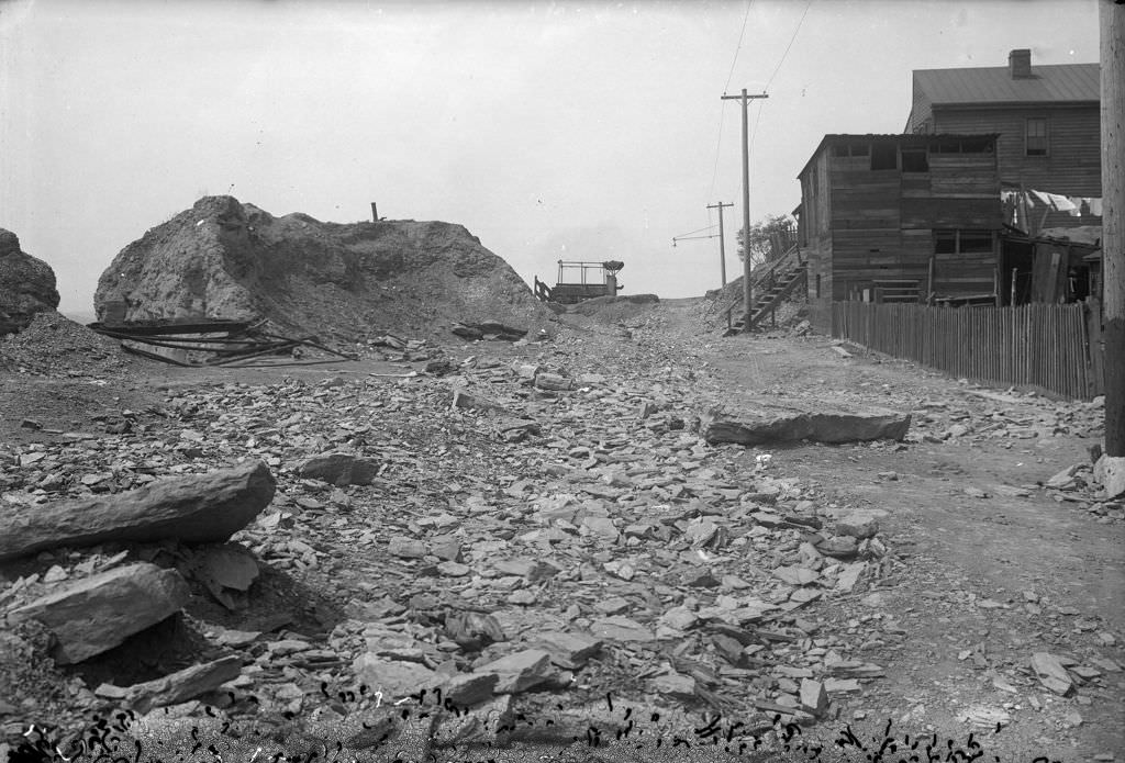 Malcolm Street view north from south of Tomahawk, 1920.