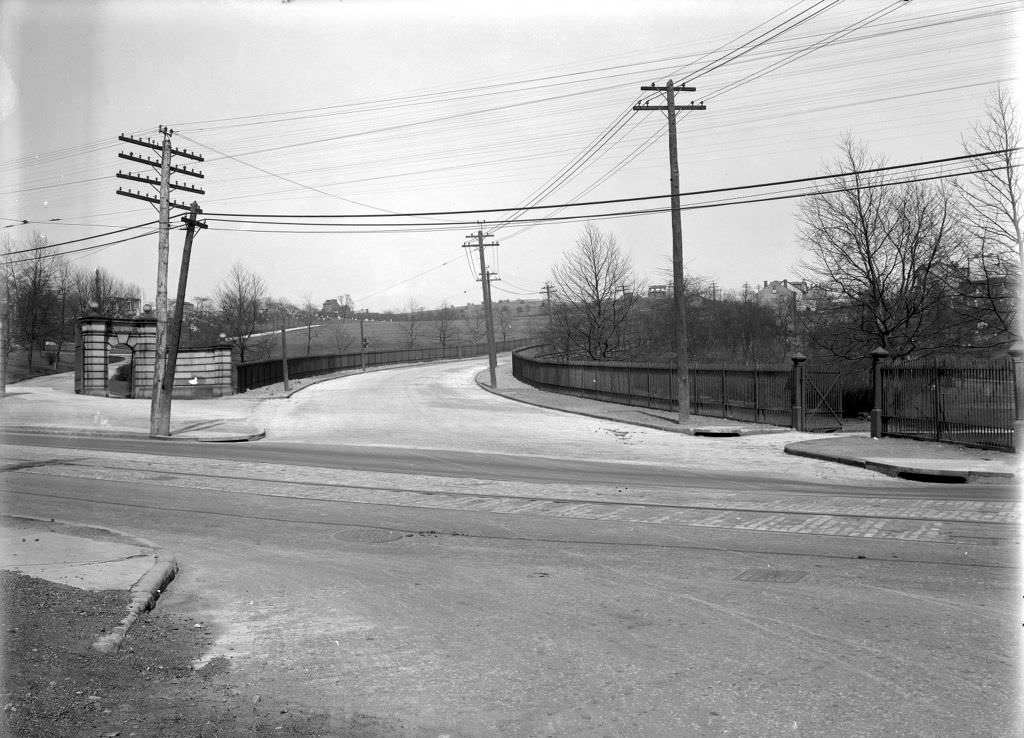 Marshall Avenue east from Brighton Road, 1920.