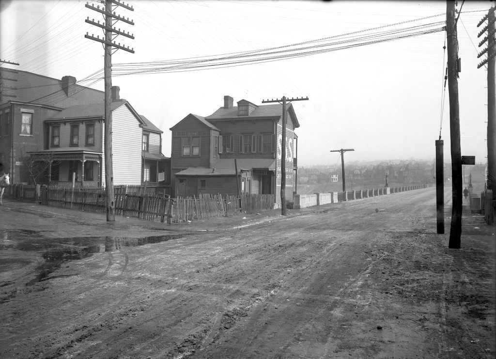 L. Grande's house, Larimer and Hooker, 1920.