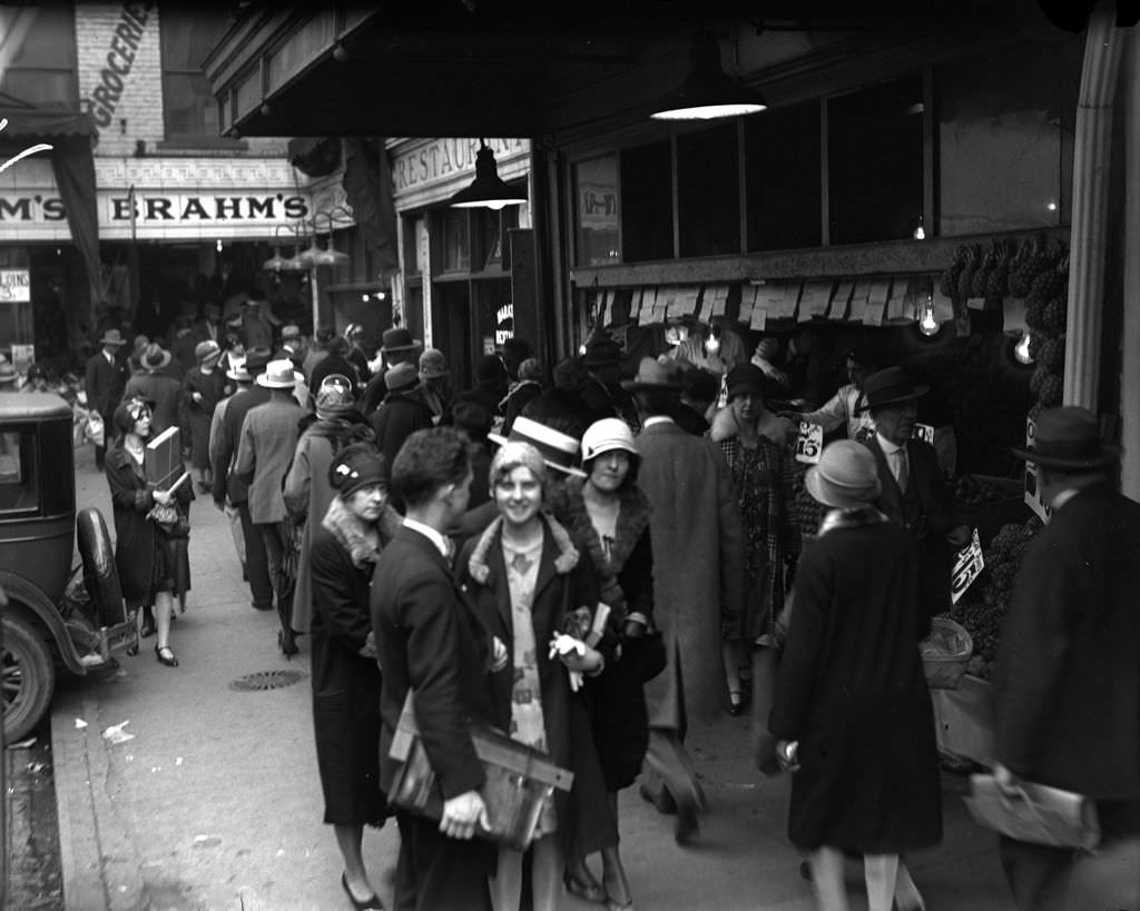 Crowded Sidewalk at Diamond Street, Near Marathon Restaurant, 1928.