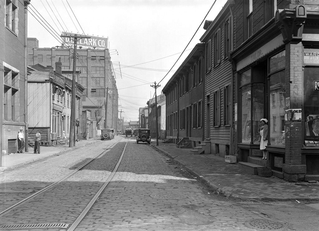 Reedsdale Street, Looking East from Scotland Street, 1929.