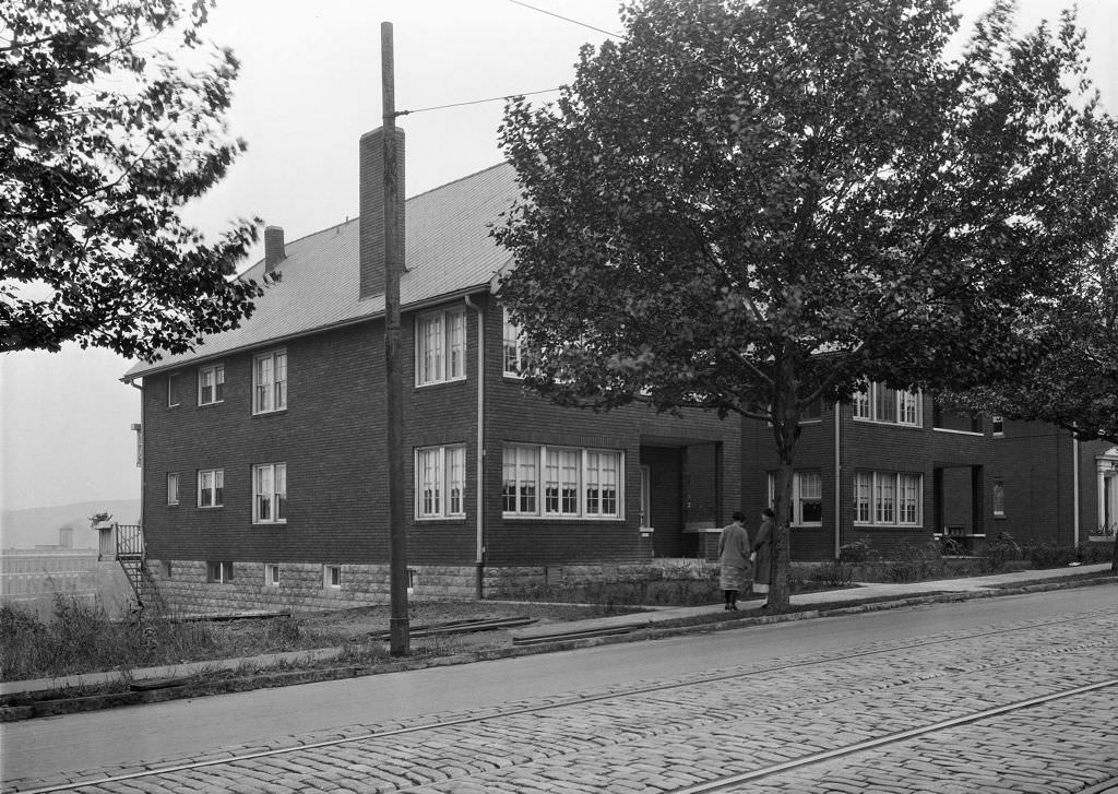 Two women outside 3834 Perrysville Avenue duplex, 1926.