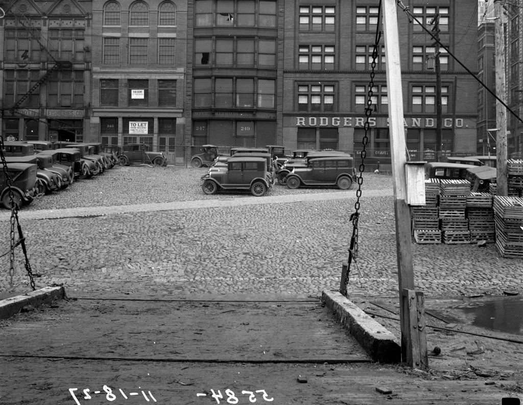 Improvements on Water Street near Monongahela Wharf, 1927.