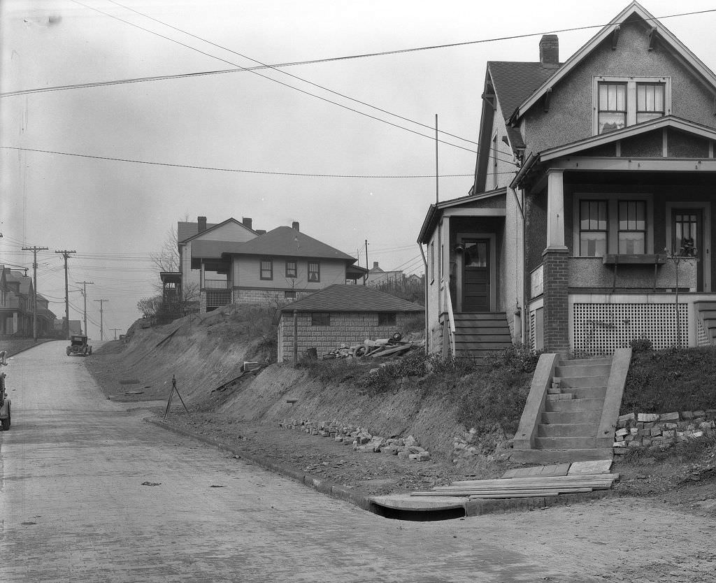 View of 300 Burr Street on Fisher Street, 1929.