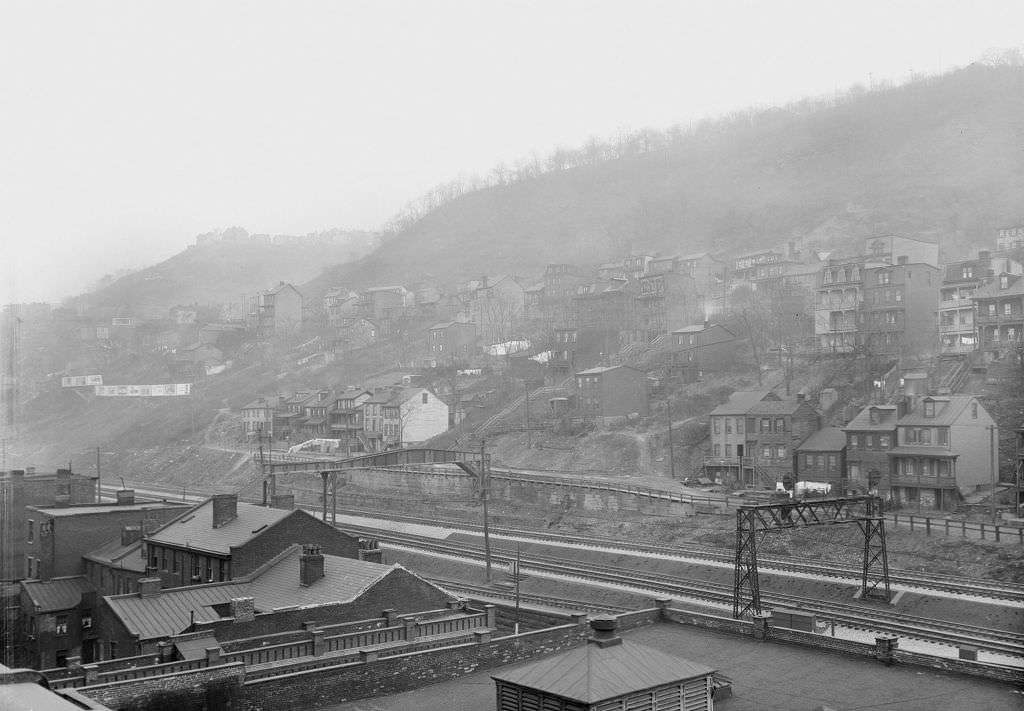 Mount Washington Road extension, Terminal Warehouse roof, 1929.