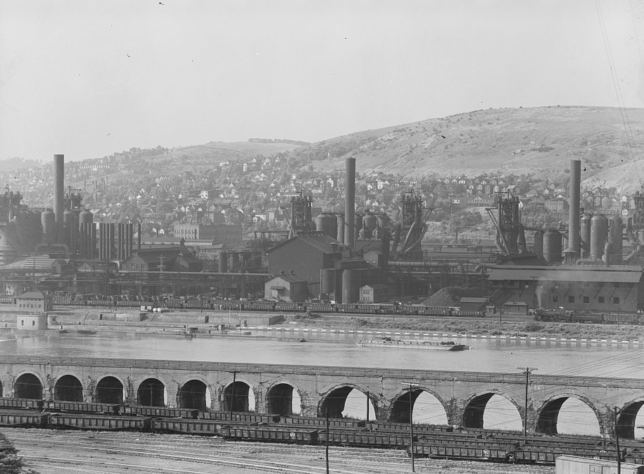 East side of Pittsburgh from Homestead, Pennsylvania, 1938.