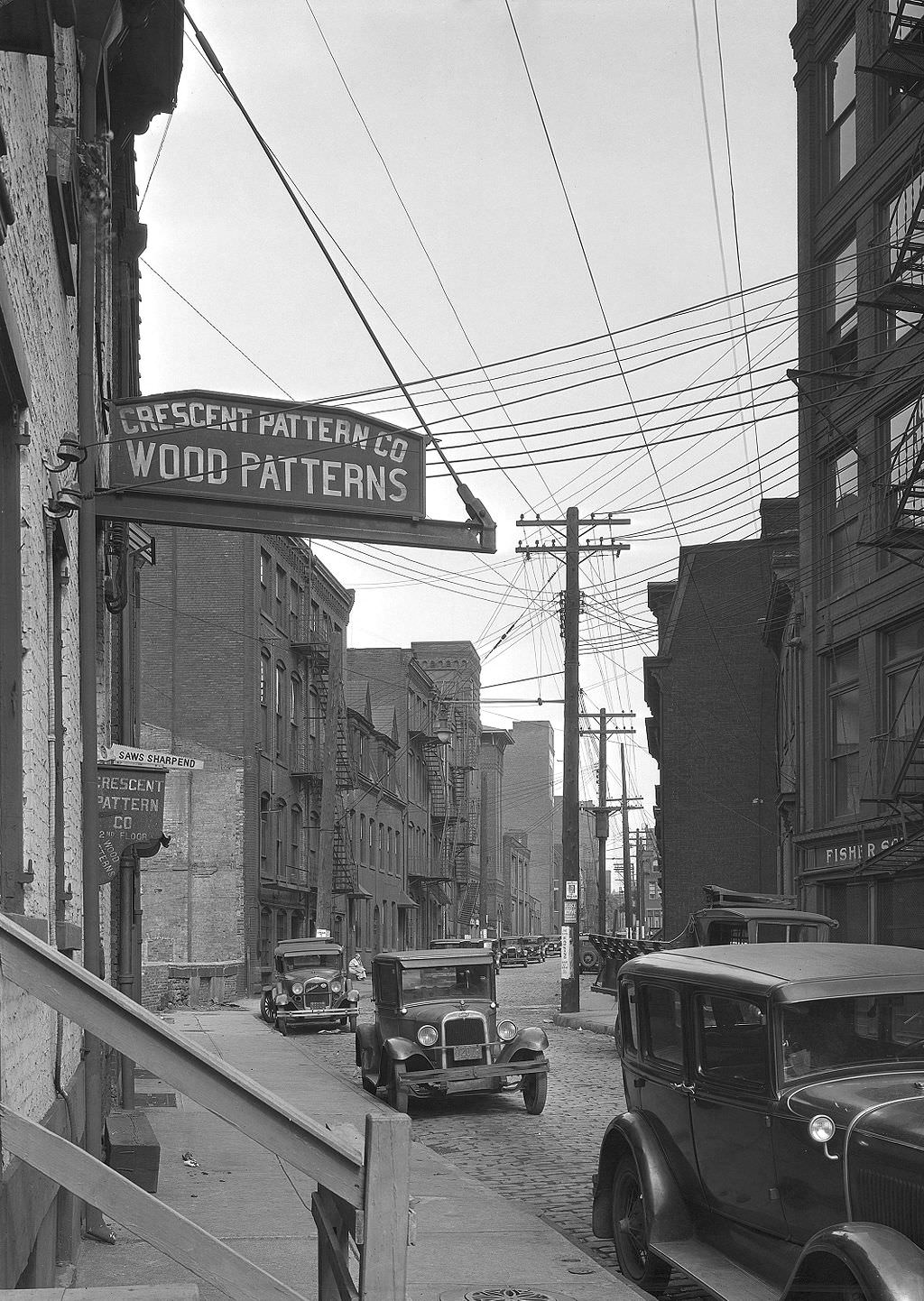 Crescent Pattern Company on Watson Street from Boyd, 1931