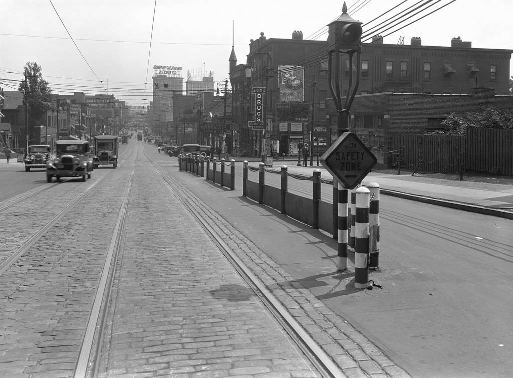 5828 Penn Avenue at Negley Avenue, looking east, 1931
