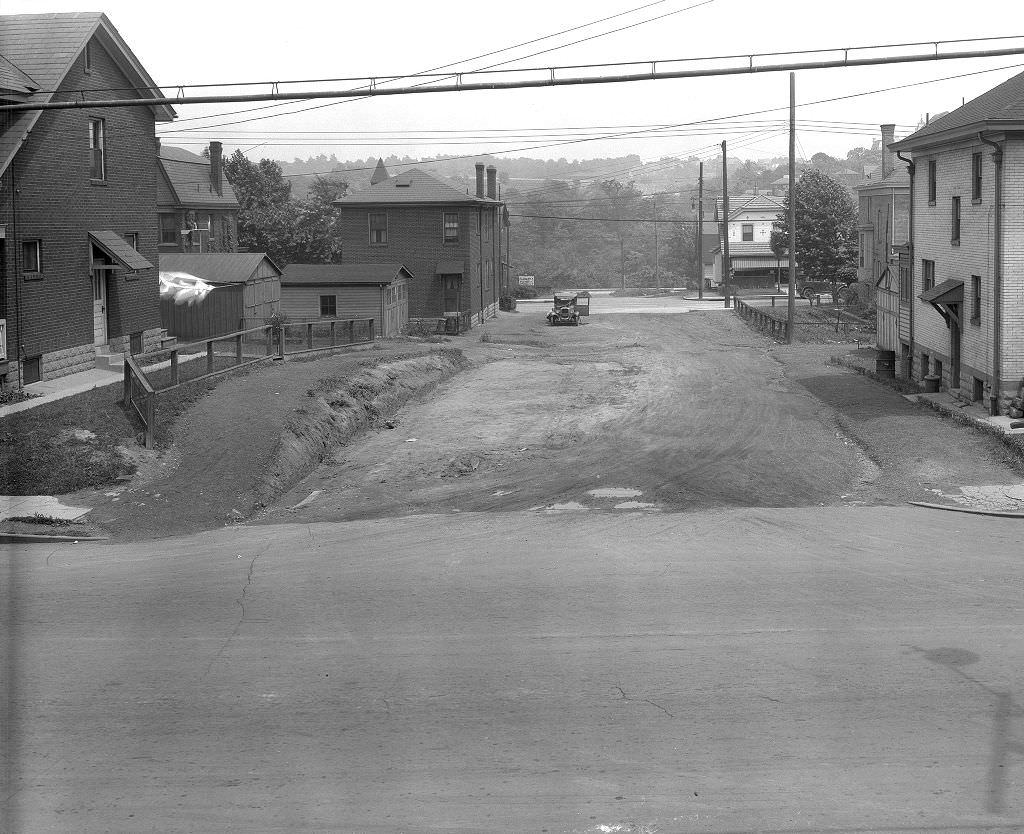 Vetter Street dirt road improvement, 1931