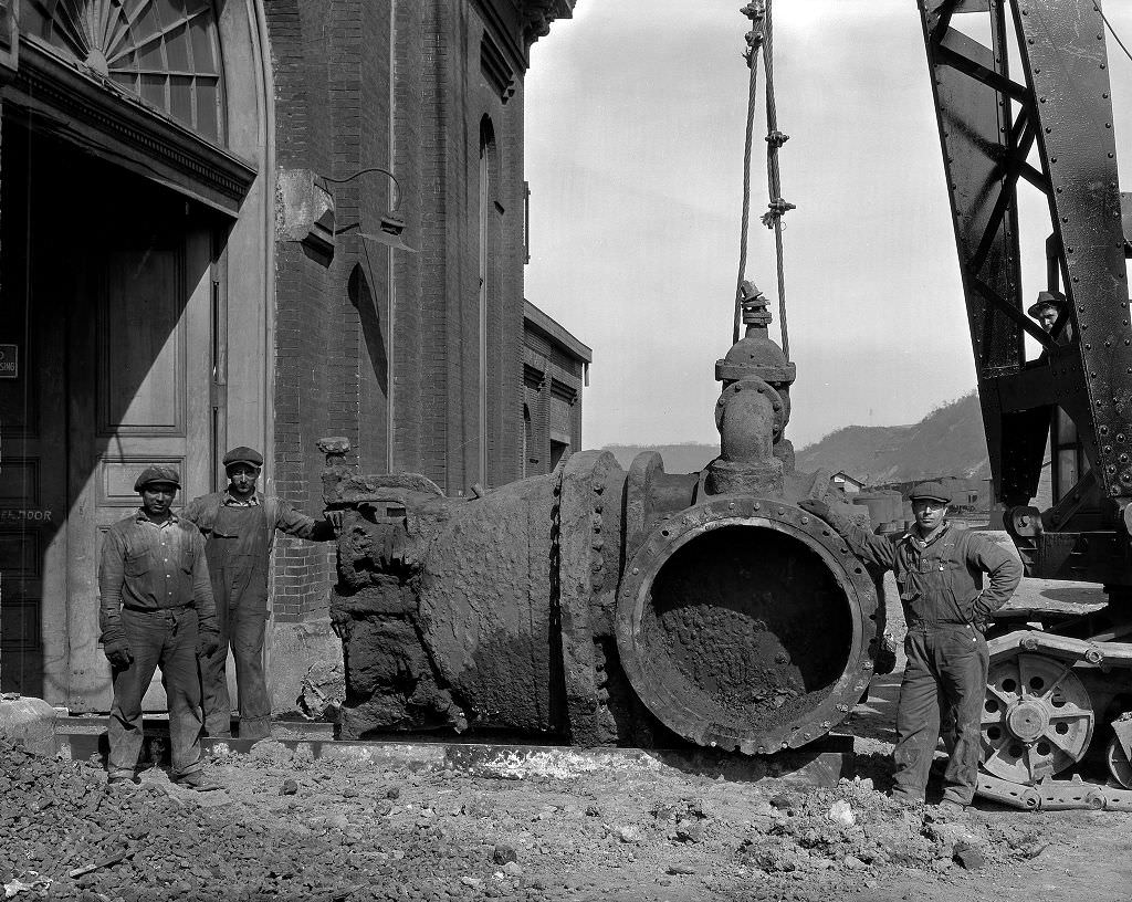 Brilliant Pumping Station, Ludlow 42" valve