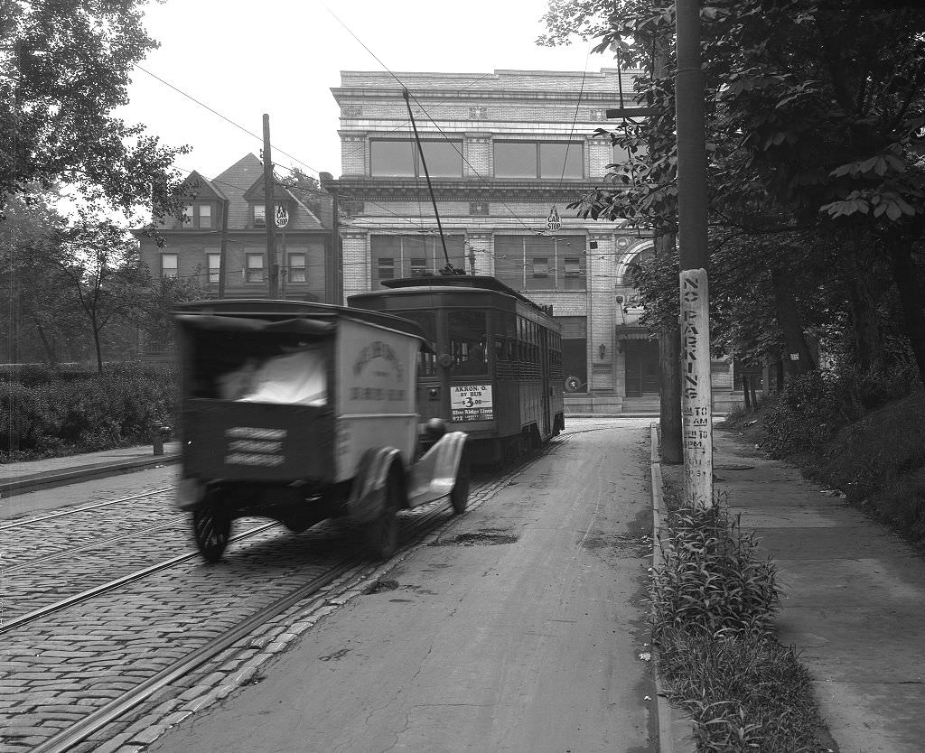 Millvale Avenue, View looking southwest towards Centre Avenue, 1931.