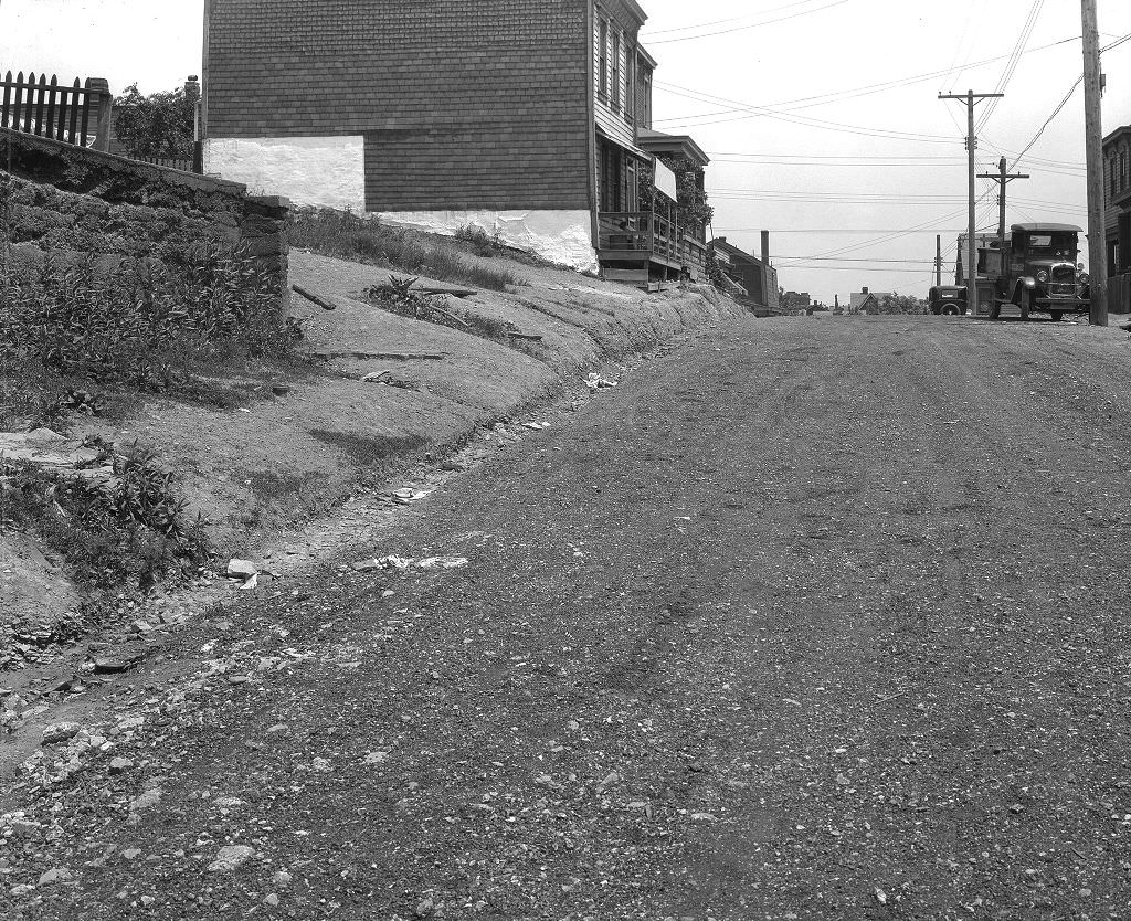 Brant Street, From Fernleaf Street showing grading and surfacing, 1931.
