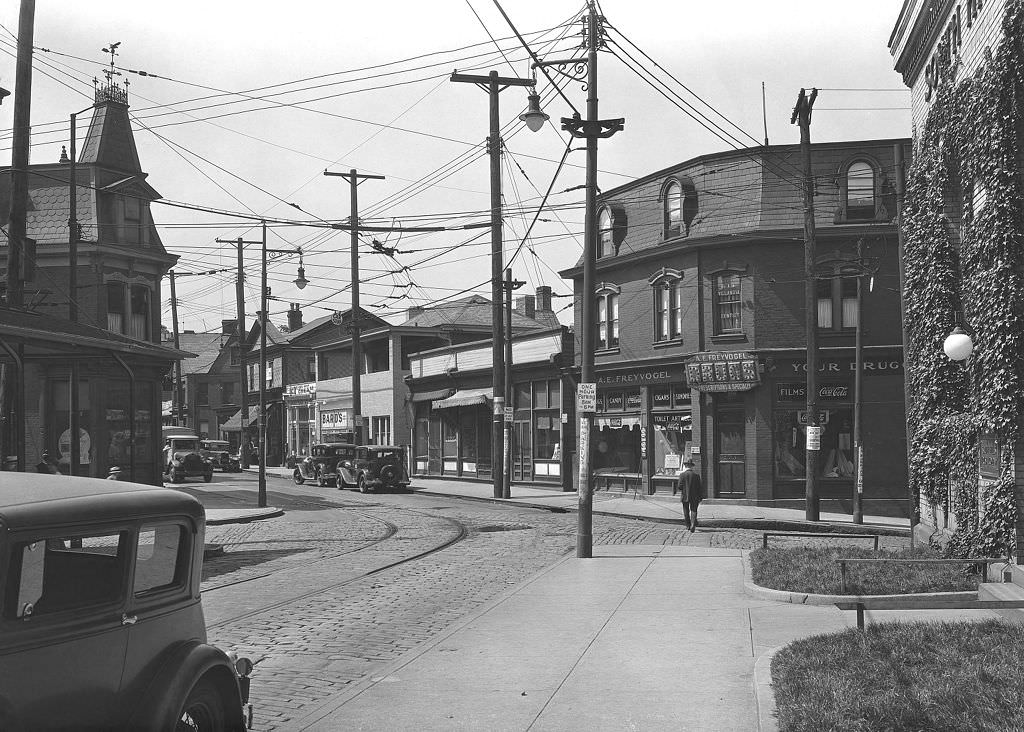 Freyvogel Pharmacy and South Hills Trust, Pittsburgh, Pennsylvania, 1933.