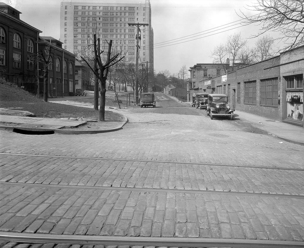 Intersection of Dollar Street and Centre Avenue, 1933