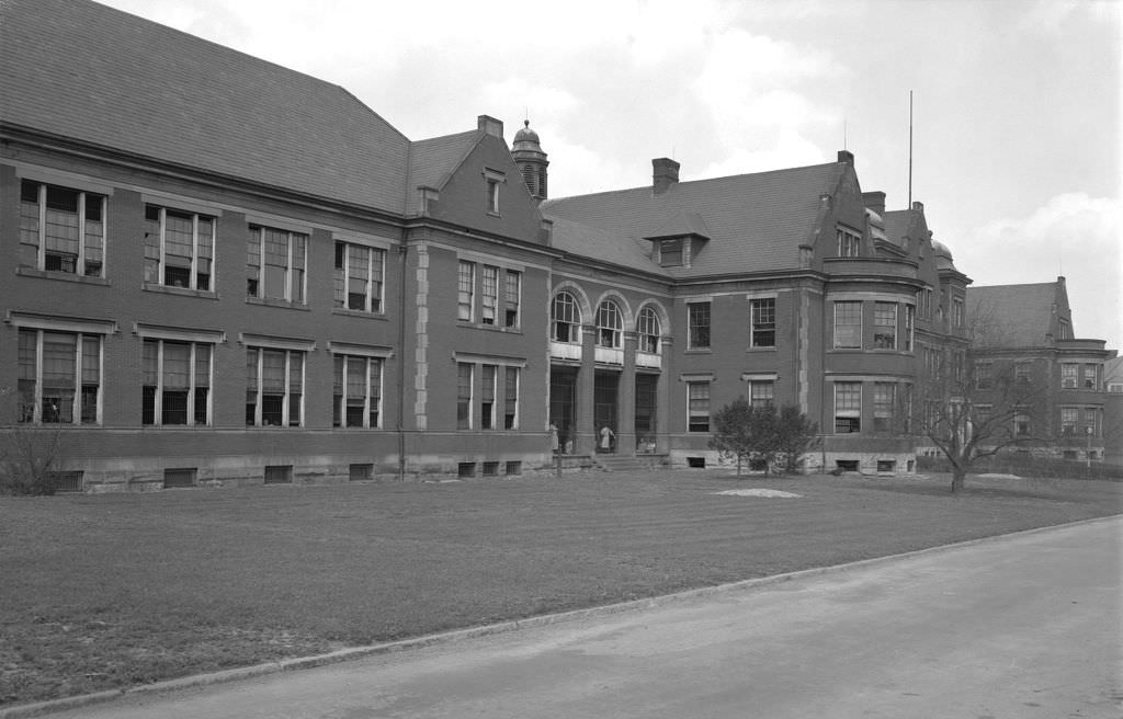 Female Mental Building of Pittsburgh City Home and Hospitals, 1941.