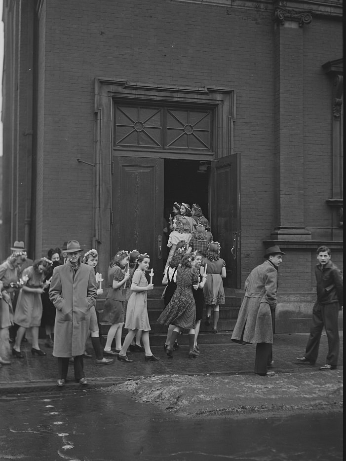 Sunday morning in Pittsburgh, 1941.