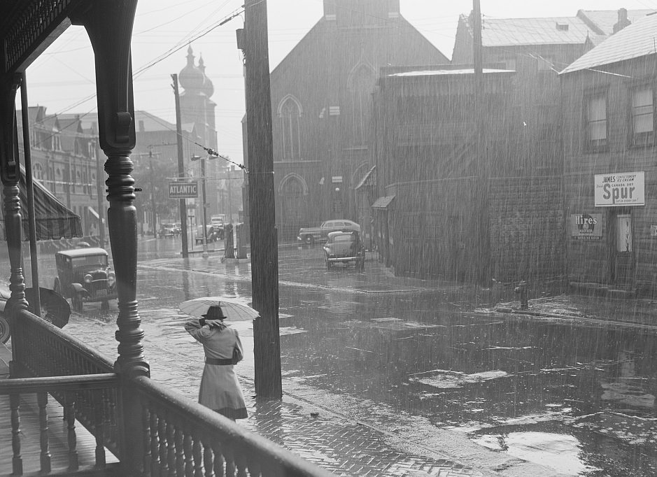 Another rainy day in Pittsburgh, 1941.